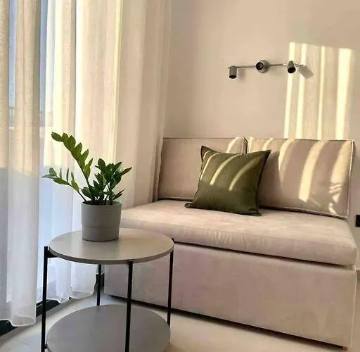Noi Leisure Stay- Sea View 2